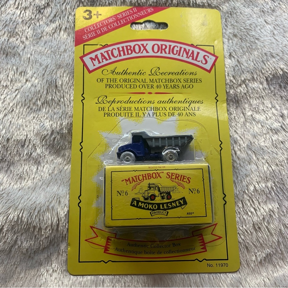 No. 6 The Euclid Dump Truck Navy Blue Grey Silver Wheels Vintage Matchbox 11970